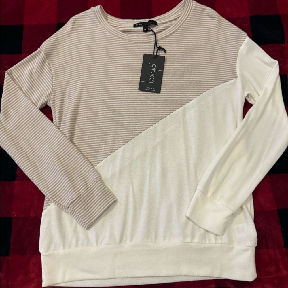 Gibson women’s top, size xs